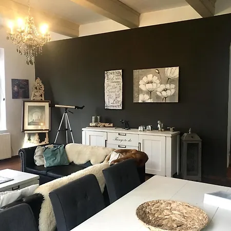 Steinhaus Hof * Bunde (Lower Saxony)