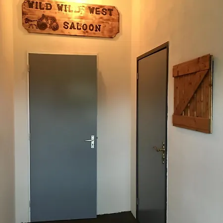 Steinhaus Hof בית נופש