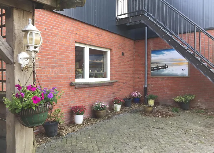 Steinhaus Hof Bunde (Lower Saxony)