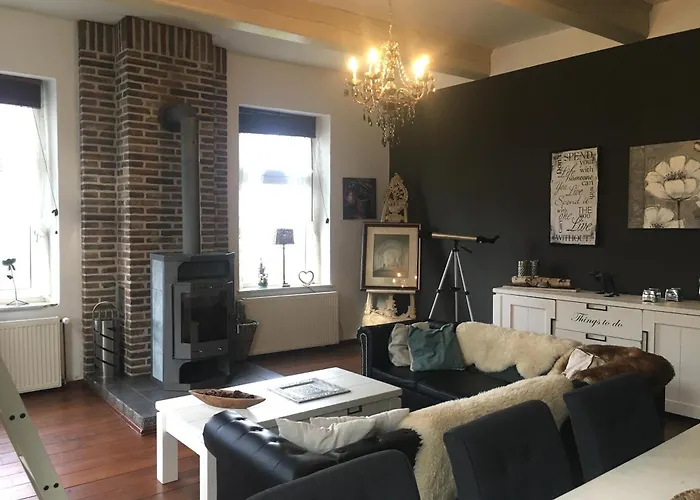 Steinhaus Hof Bunde (Lower Saxony)